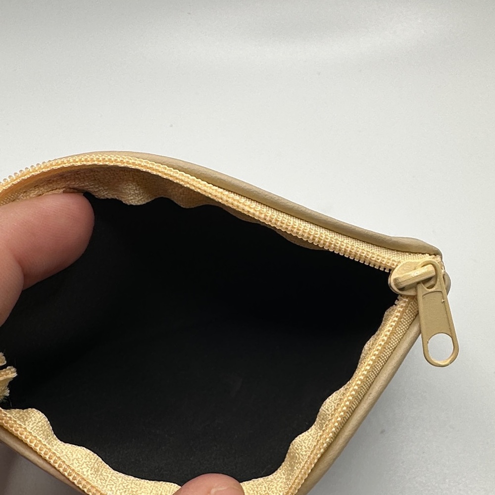 Source Unknown Black And Purple Patterned Pouch - image 5